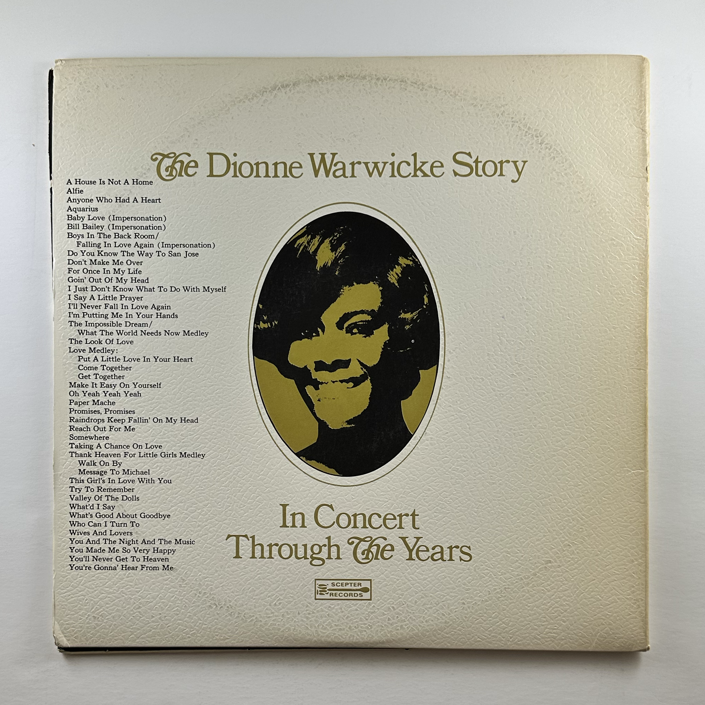 Pre-Owned :: Dionne Warwicke "The Dionne Warwicke Story (A Decade Of Gold)" 2xLP