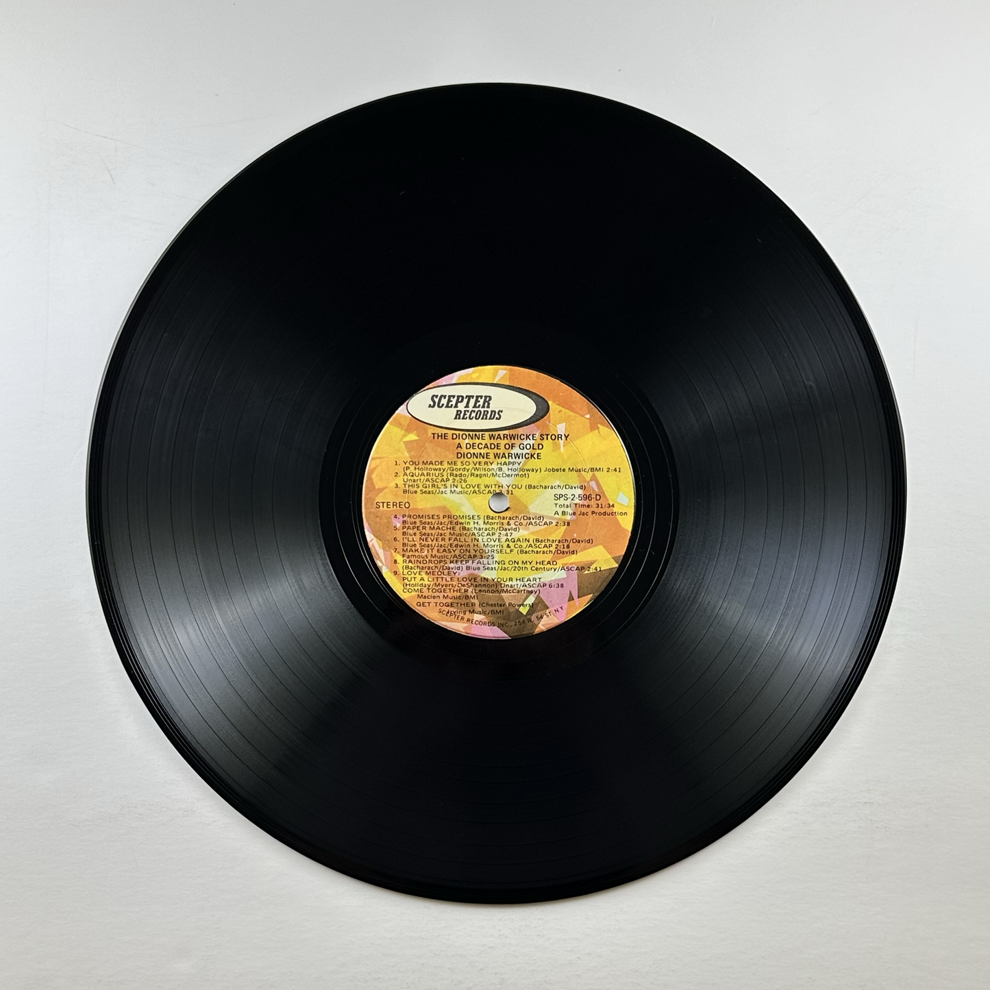 Pre-Owned :: Dionne Warwicke "The Dionne Warwicke Story (A Decade Of Gold)" 2xLP