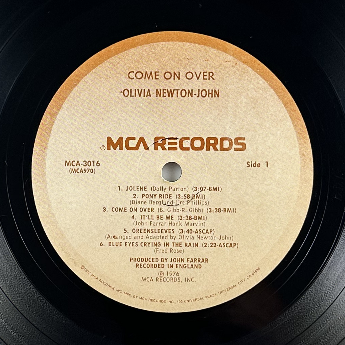 Pre-Owned :: Olivia Newton-John "Come On Over" LP