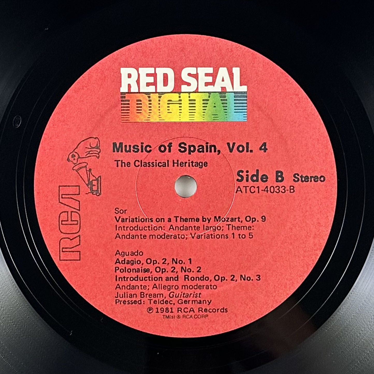 Pre-Owned :: Julian Bream "Music Of Spain, Vol.4 The Classic Heritage" LP