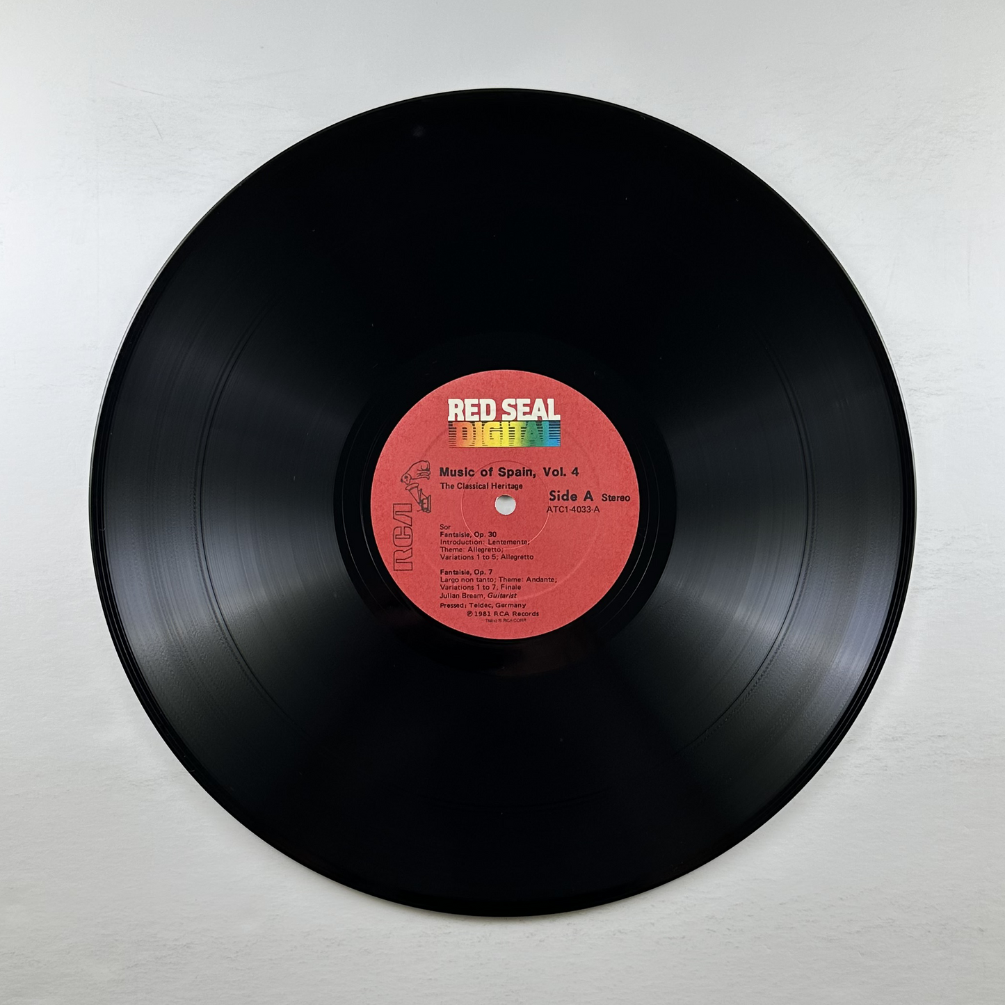 Pre-Owned :: Julian Bream "Music Of Spain, Vol.4 The Classic Heritage" LP