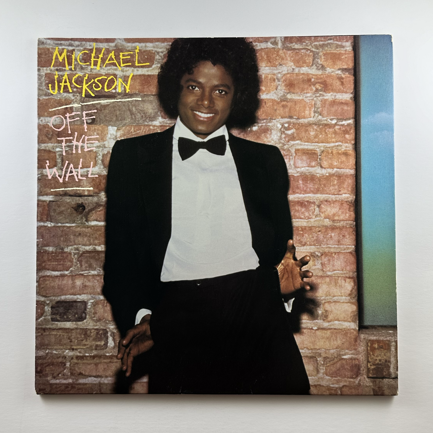 Pre-Owned :: Michael Jackson "Off The Wall" LP