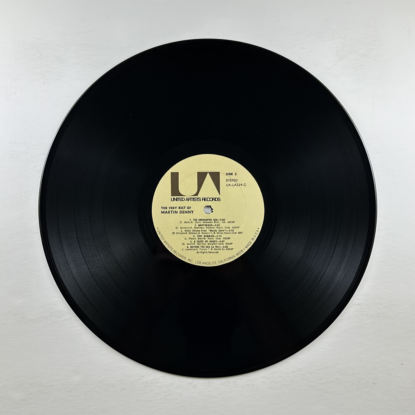 Pre-Owned :: Martin Denny "The Very Best Of Martin Denny" LP
