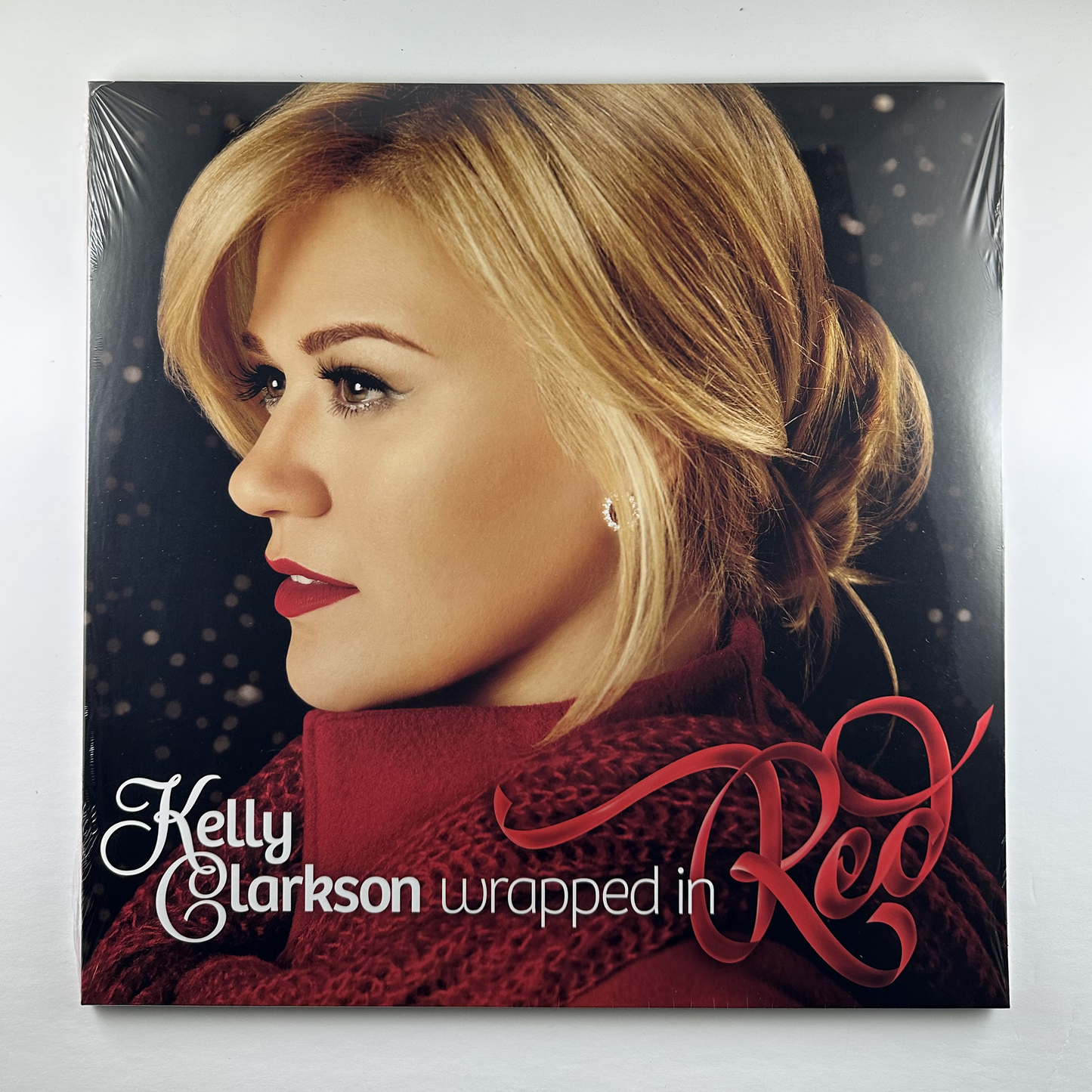 Kelly Clarkson "Wrapped in Red" LP